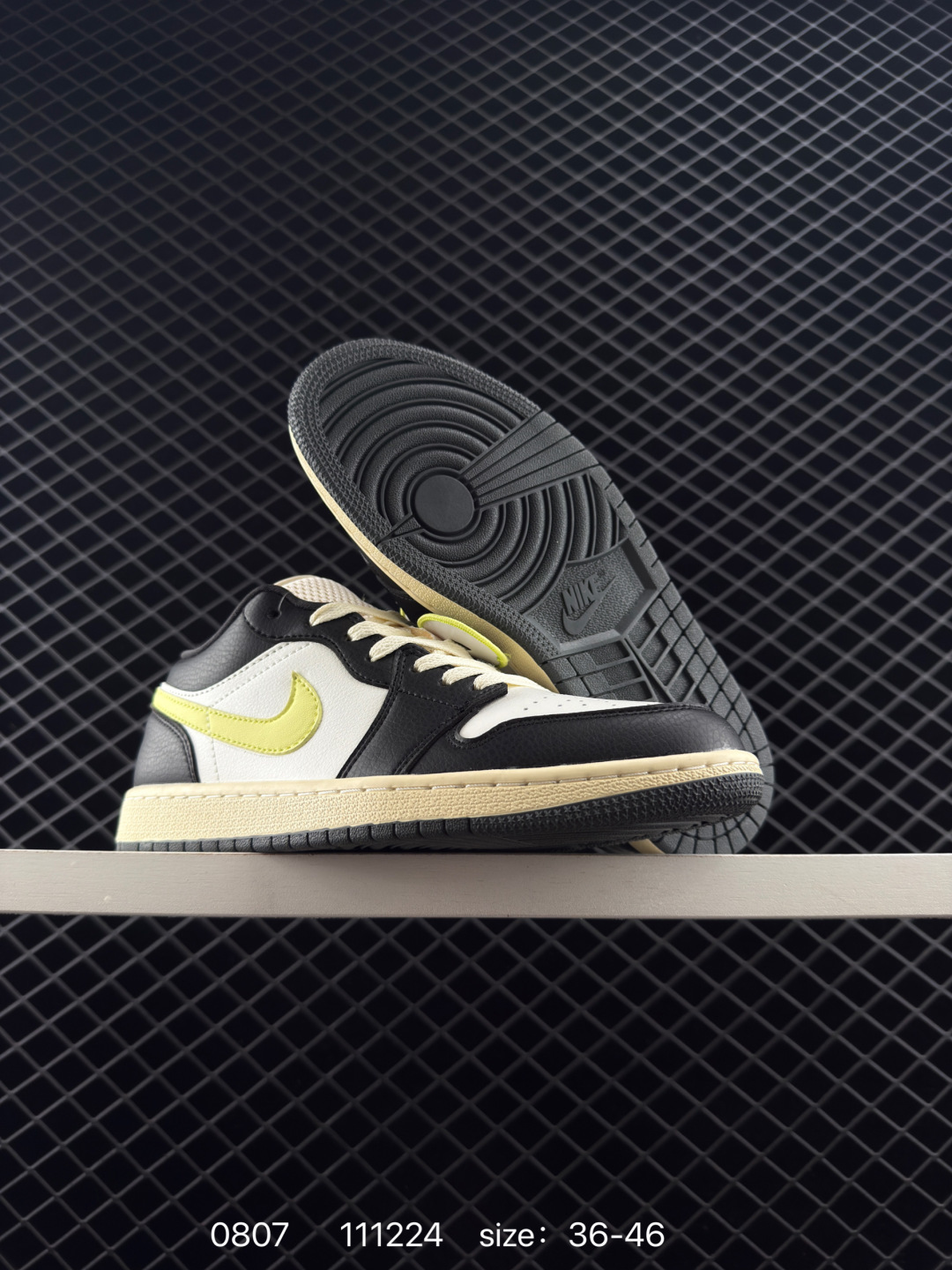 Nike Air Jordan 1 Low AJ1